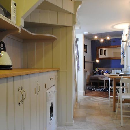 Courtyard Cottages Lymington, 2 Adults Only Kültér fotó